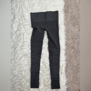 Blanqi hipster sport grey leggings